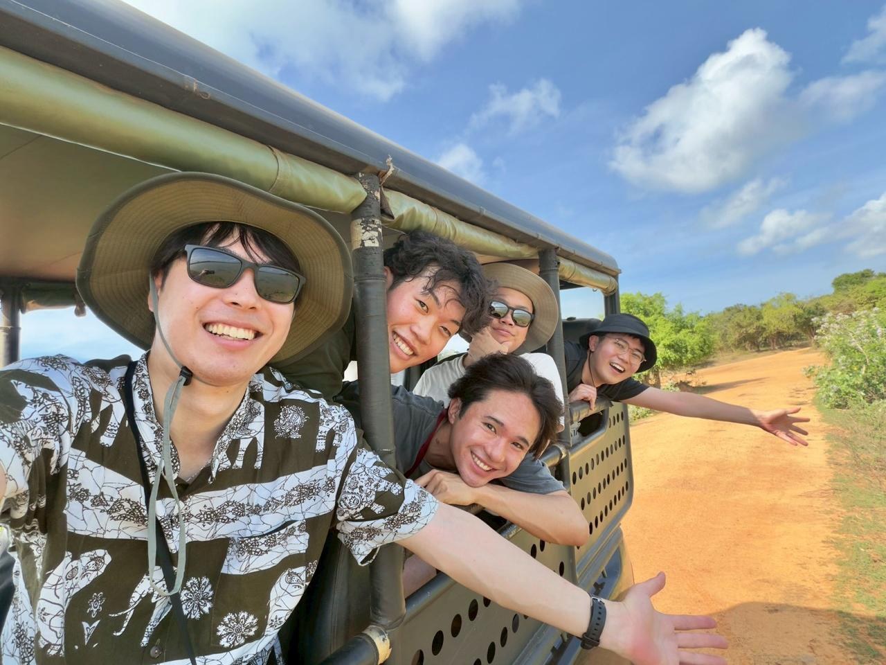 Travellers enjoying a safari jeep route in Sri Lanka